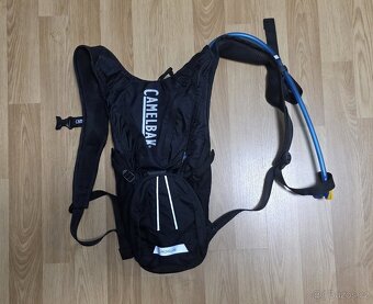 Cyklistický hydro batoh Camelbak ROGUE černý - 2