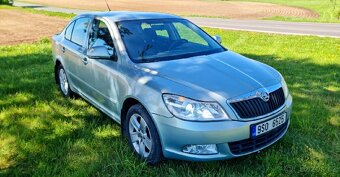 Skoda octavia 2 FL - druhý majitel, původ ČR - 2