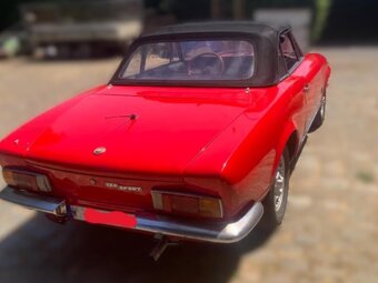 Fiat 124 Spider 1971 - 2
