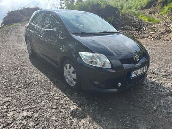 Toyota Auris 1,6 VVT-i 91 KW r.v.2009 benzín - LPG - 2