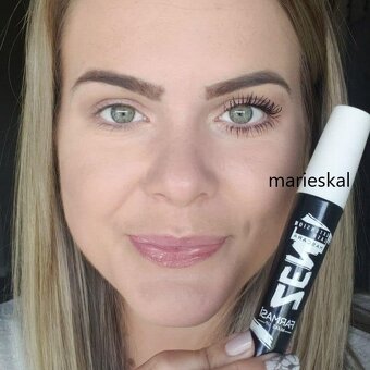 Jedinečná řasenka ZEN od Farmasi - 2