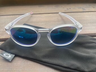 Oakley Latch Clear/Prizm Sapphire Polarized - 2