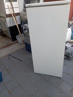 Prodám chladnicku plně funkčni - 2