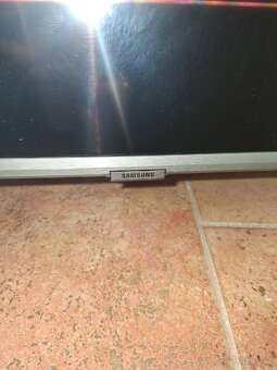 Televizor Samsung TV 65" QLED - v záruční dobe - 2