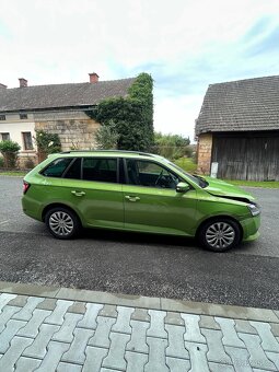 Skoda fabia combi facelift 1.0 tsi 70kw r.v 2022 84tis km čr - 2