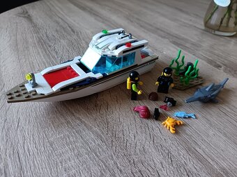 Lego city 60221 - 2