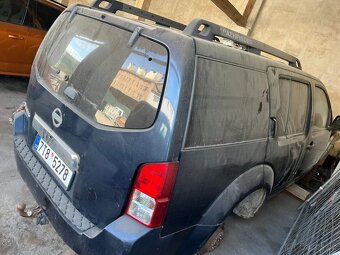 Nissan Navara Pathfinder - 2