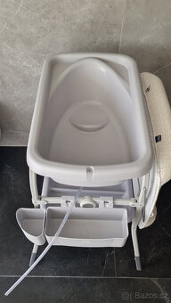 Přebalovací stolek s vaničkou Cuddle & Bubble - 2