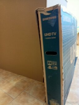 50" Ultra HD Smart TV UE50RU7172 Série 7 - 2