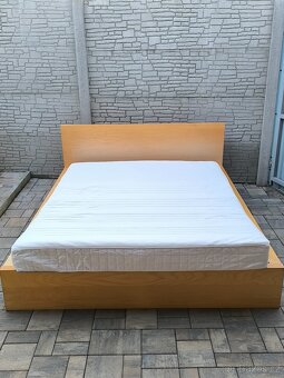 Prodám manželskou postel + Matrací 160cm x 200cm - 2