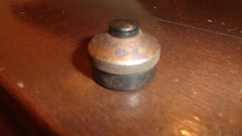 Praga 500Bd originál tlačítko klaxonu - 2