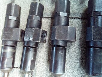 Vstřikovače Tatra - 2