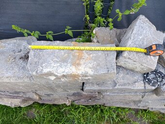 Kočičí hlavy, dlažební kostky, obrubníky - 2