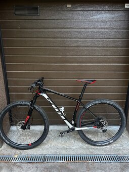 Prodám Scott scale karbon vel.L - 2