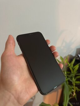 Apple iPhone 11 64Gb - 2