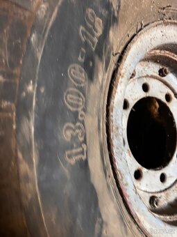 Rezervní kolo RUR-5 - 2