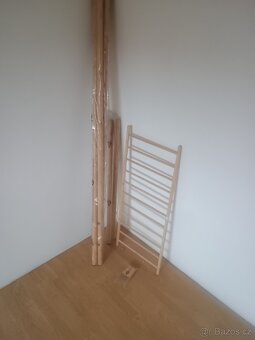 Věšák - 2