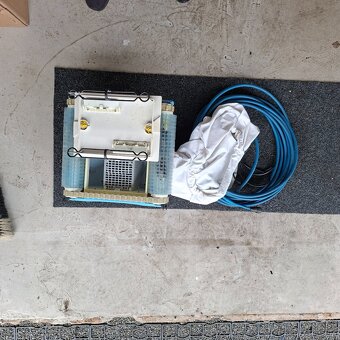 Prodám automatický vysavač Dolphin - 2