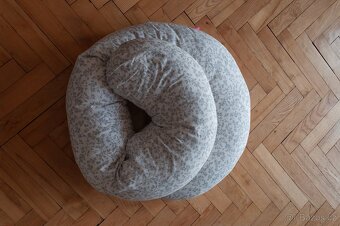 Kojící polštář - 2