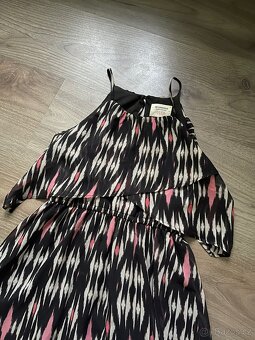 Dívčí šaty H&M - 2