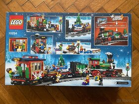Lego Creator 10254 - Winter Holiday Train - 2