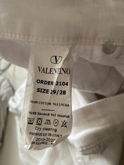 KRÁSNÉ KALHOTY -- VALENTINO - 2