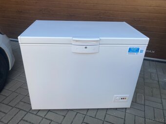 Beko truhlicový mrazák HSA24540N 230 litrů - 2