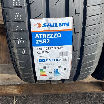 Uplně nové letní pneu 225/40 R18 92Y Sailun - 2