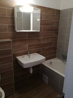 Pronájem bytu 3kk Náchod - centrum (zahrada, parkování) - 2