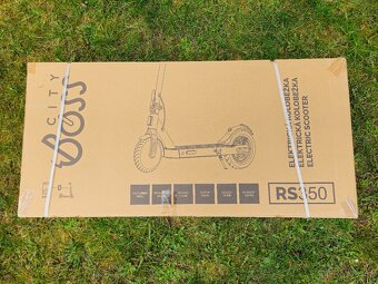 Nová elektrická koloběžka City Boss RS350 (černá) - 2