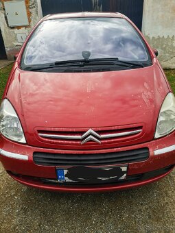 Koupím kapotu citroën picasso - 2