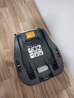 Vajíčko Inglesina Huggy+základna (Isofix) - 2