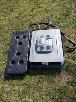 Střešní nezávislá klimatizace ResfriAr 12 a 24 V - 2