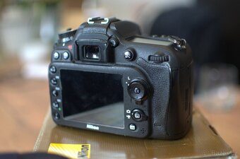 Nikon D7100 - 2
