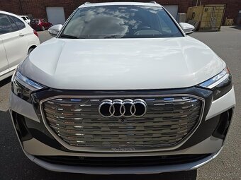 Audi Q4 e-tron 2024 - 2