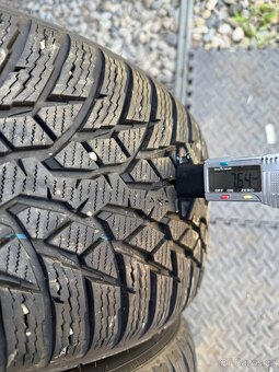 215/45/16 - Nokian zimní pár pneu - 2