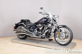 Yamaha XV 1900 Raider S - 2