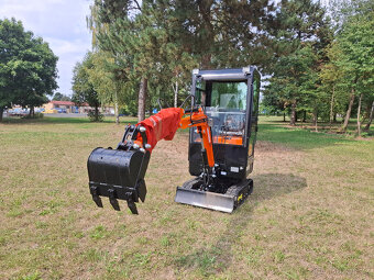 Bagr HT 1500kg Kubota motor - 2