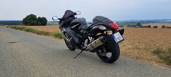 Suzuki GSX-R 1300 Hayabusa - 2
