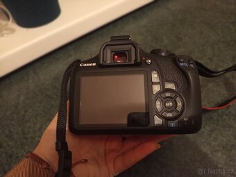 Canon EOS 2000D - 2
