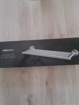 Koupelnová políčka. - 2