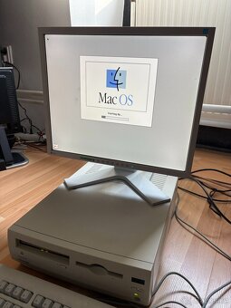 Macintosh Performa 630 - 2