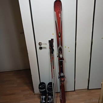 Lyže, hůlky a přeskáče - 2