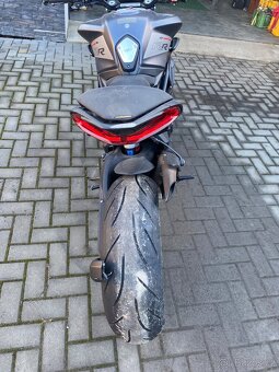 Mv agusta brutale rr 800 - 2