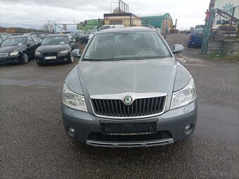 Škoda Octavia Scout - 2