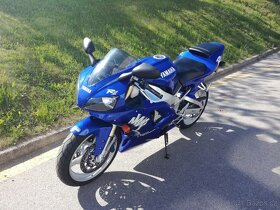 Yamaha YZF-R1 - 2