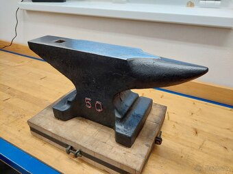 Kovářská kovadlina 50kg - 2