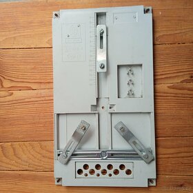 Prodám plastovou rozvodnou krabici - 2