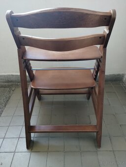 Rostoucí dřevěná zidle - 2