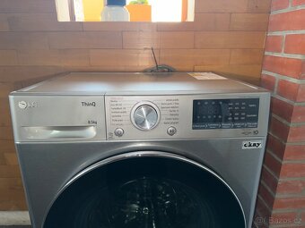 SLIM parní pračka LG 8,5 kg - 2